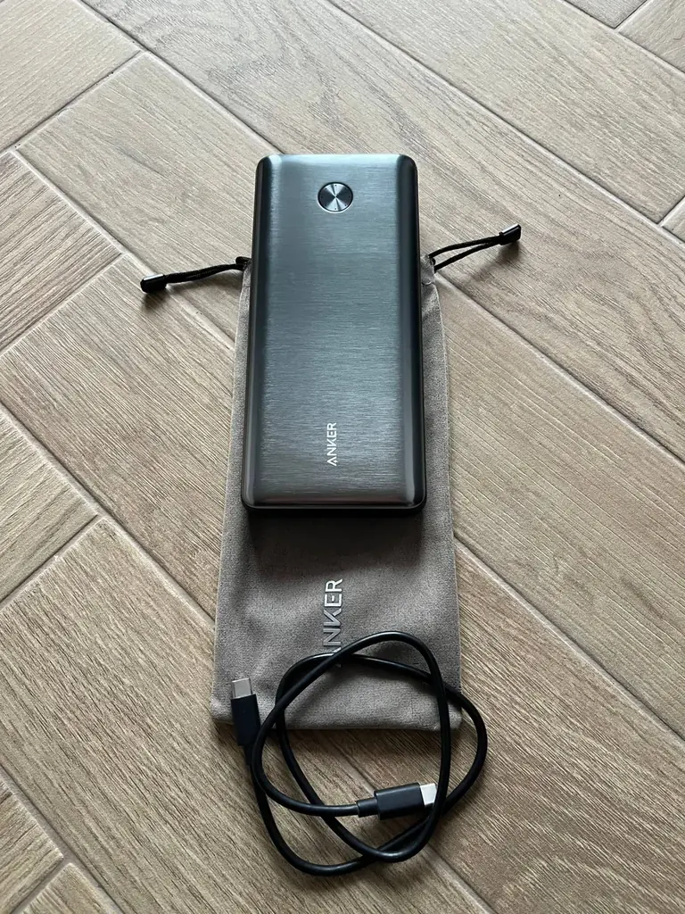 Продам мощный пауэрбанк Anker PowerCore III Elite 26000 mAh (87W).
