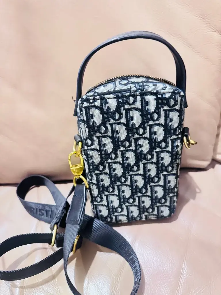 Хорошего качества реплики👛