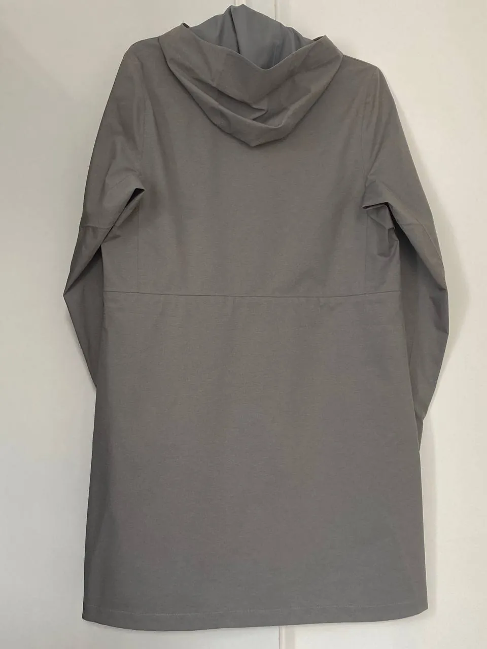 Плащ UNIQLO BlockTech