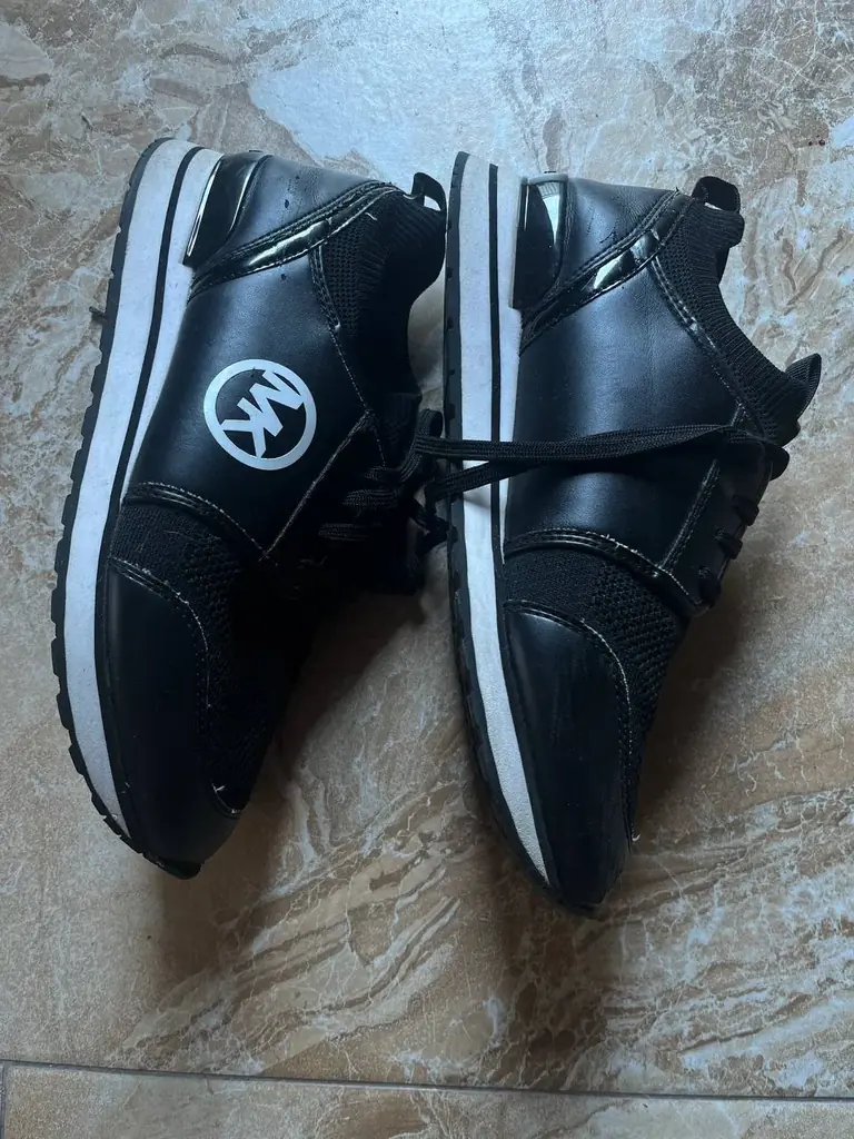 Кроссовки Hugo BOSS & Michael Kors,
