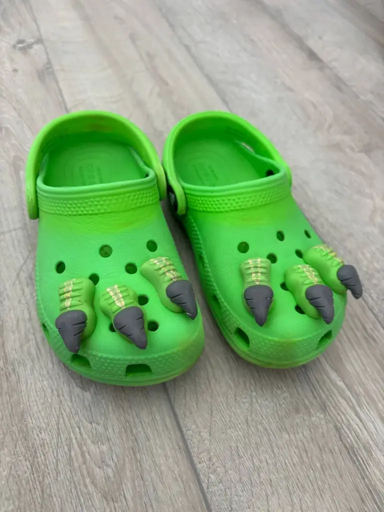 🦖 Продам оригинальные детские Crocs C10
