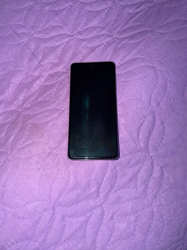 Продам телефон Galaxy A51.
