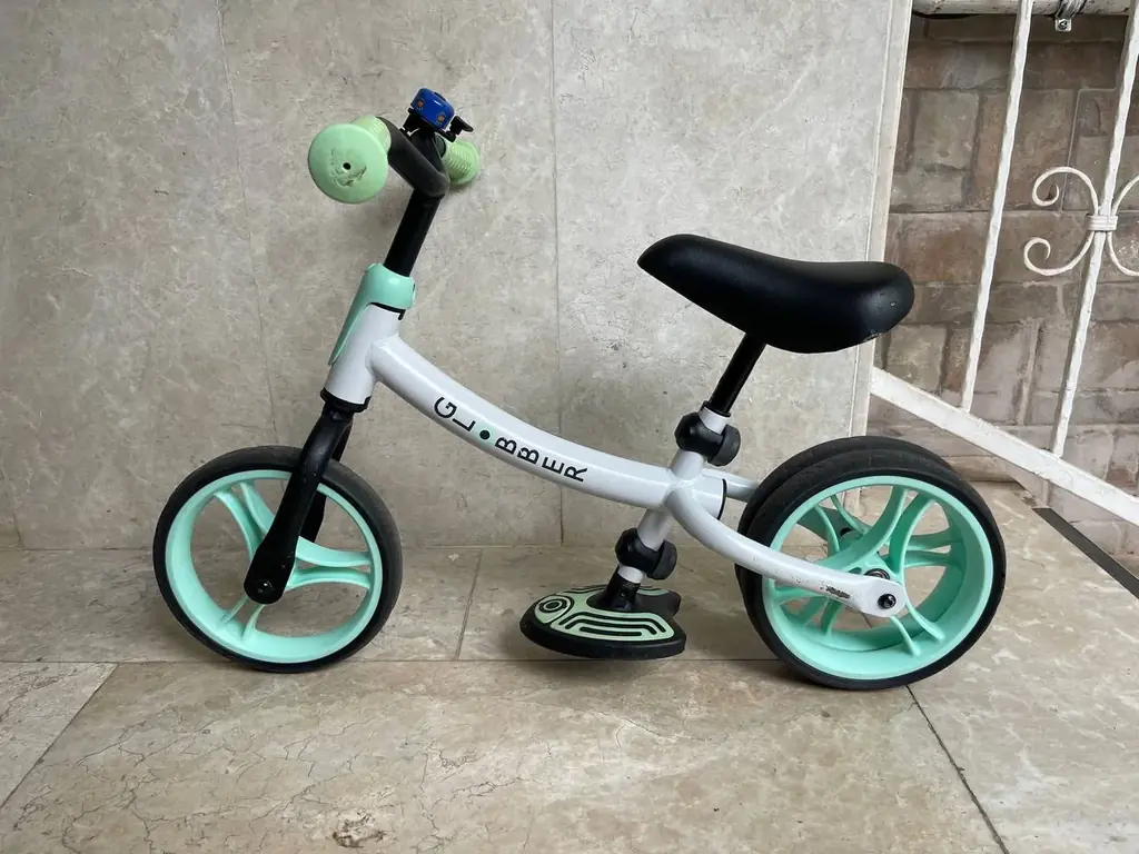 Продается Беговел Globber Go Bike Duo.