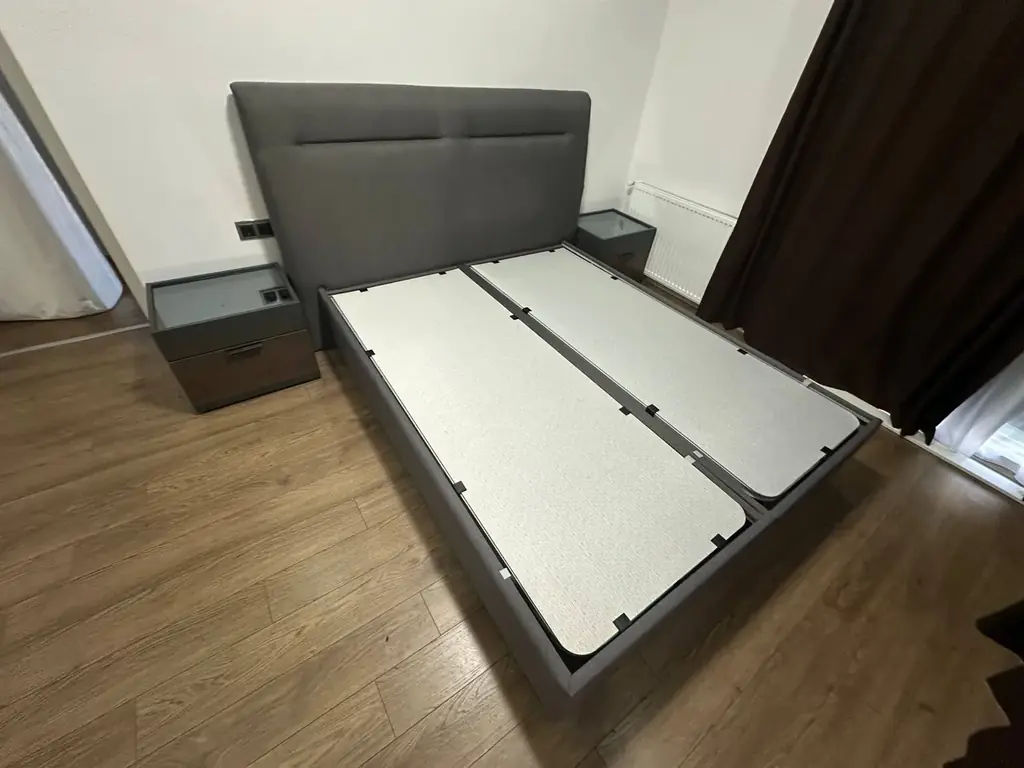 Продам кровать с подъемным механизмом.