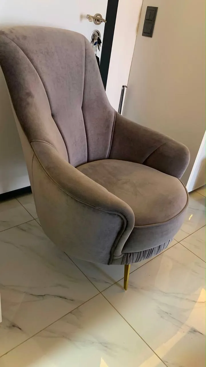Дизайнерское кресло 100€