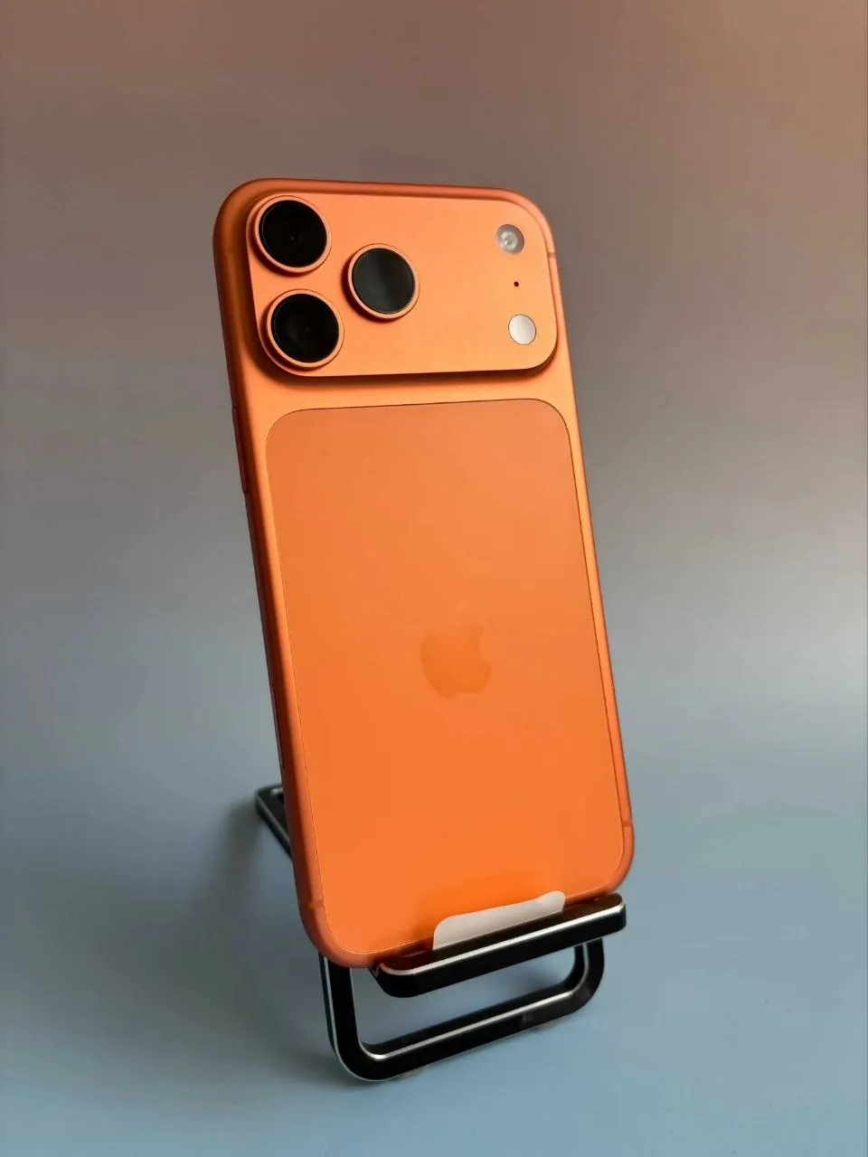 📱 iPhone 17 Pro Max – идеальное состояние