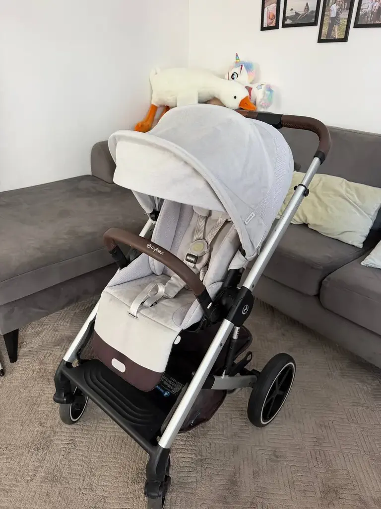 Продаю коляску Cybex Balios S Lux в комплекте дождевик , подстаканник, адаптеры для автокресла и лю…