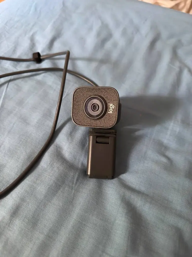📸 Продам веб-камеру Logitech StreamCam Графит 1080 / 60 fps