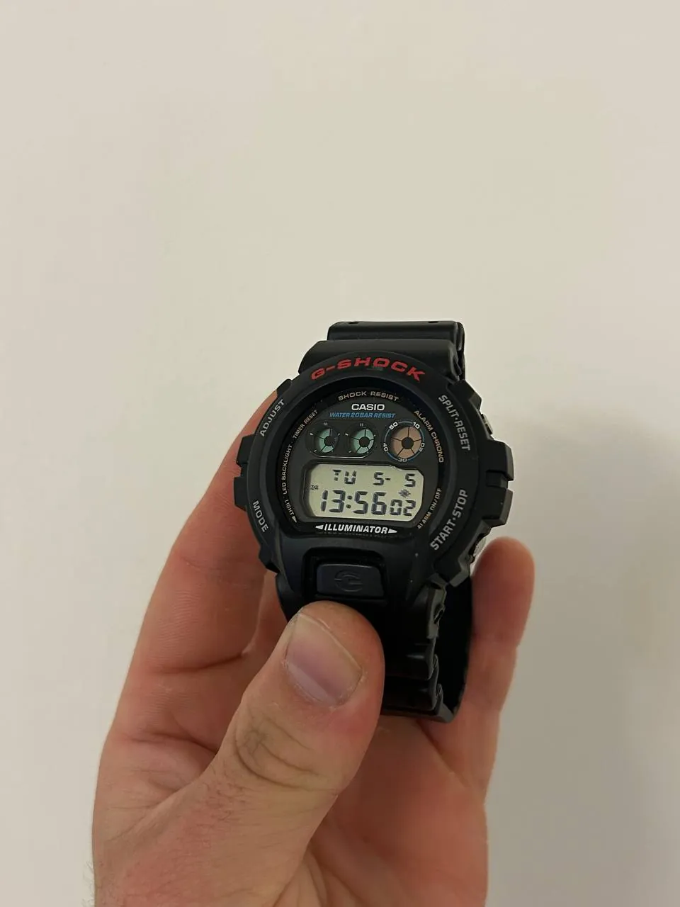 Продам годинник Casio G-Shock 6900