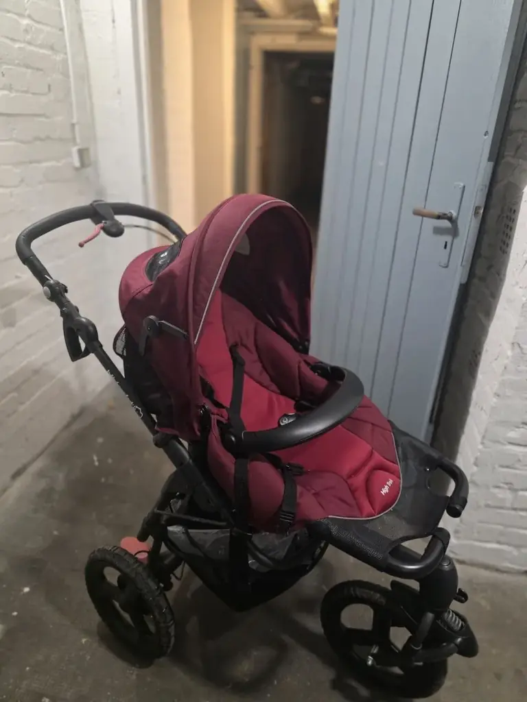 Продам коляску Bebe confort High trek,В идеальном состоянии, после одного ребёнка,ездили мало, 60 е…