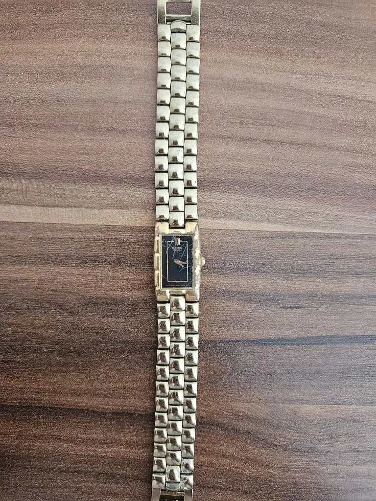 Продаю часы Seiko и Citizen.