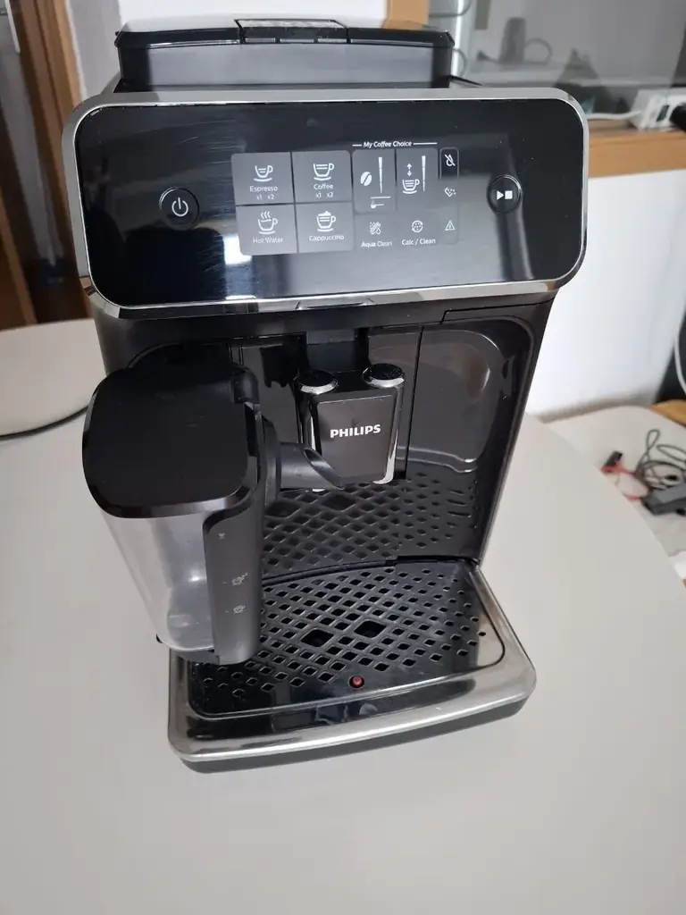 Продам кофемашину Philips.