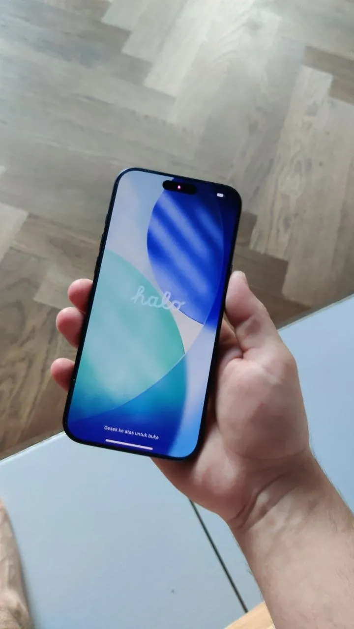 Продам iPhone 17pro Max 512 gb