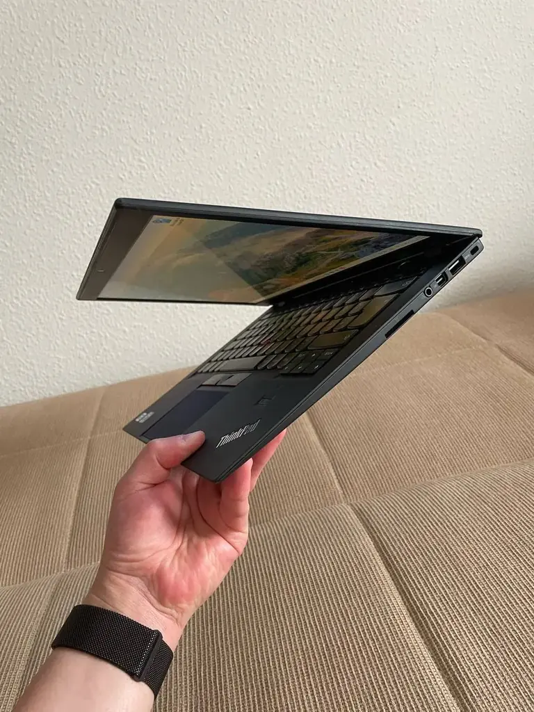 Ультрабук Lenovo ThinkPad X1 Carbon | i7 | 8GB | 180GB SSD | 14" | Win 11