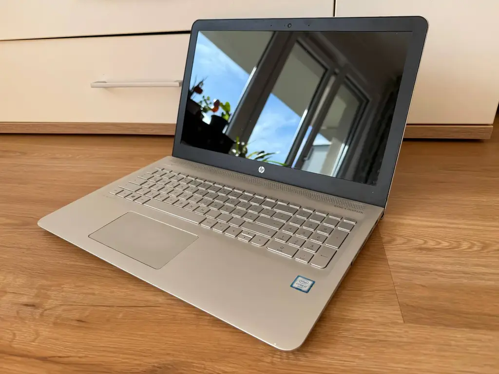 Продам надежный стильный ноутбук HP ENVY 15 в металлических материалах корпуса. Отличный вариант дл…