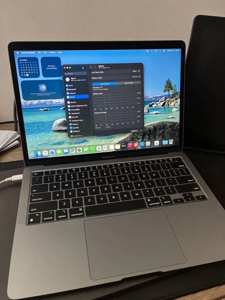 Продам MacBook Air M1 13” 2020, Space Gray.