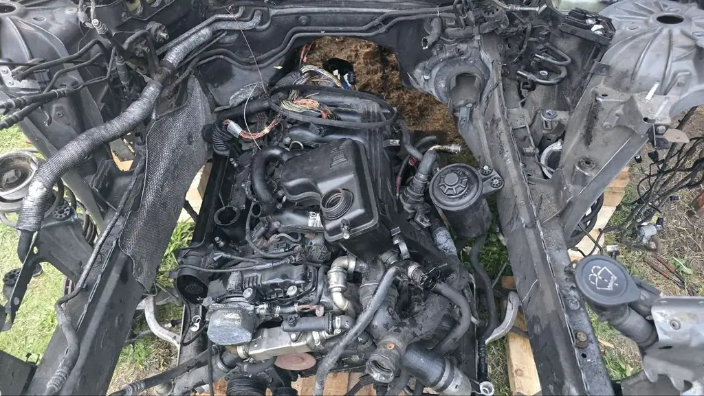 Продам мотор и коробка автомат на BMW E60 3 литра дизель также Есть все запчасти в наличии салон ко…
