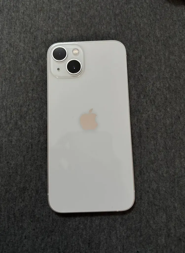 📱 iPhone 13 — 128 GB