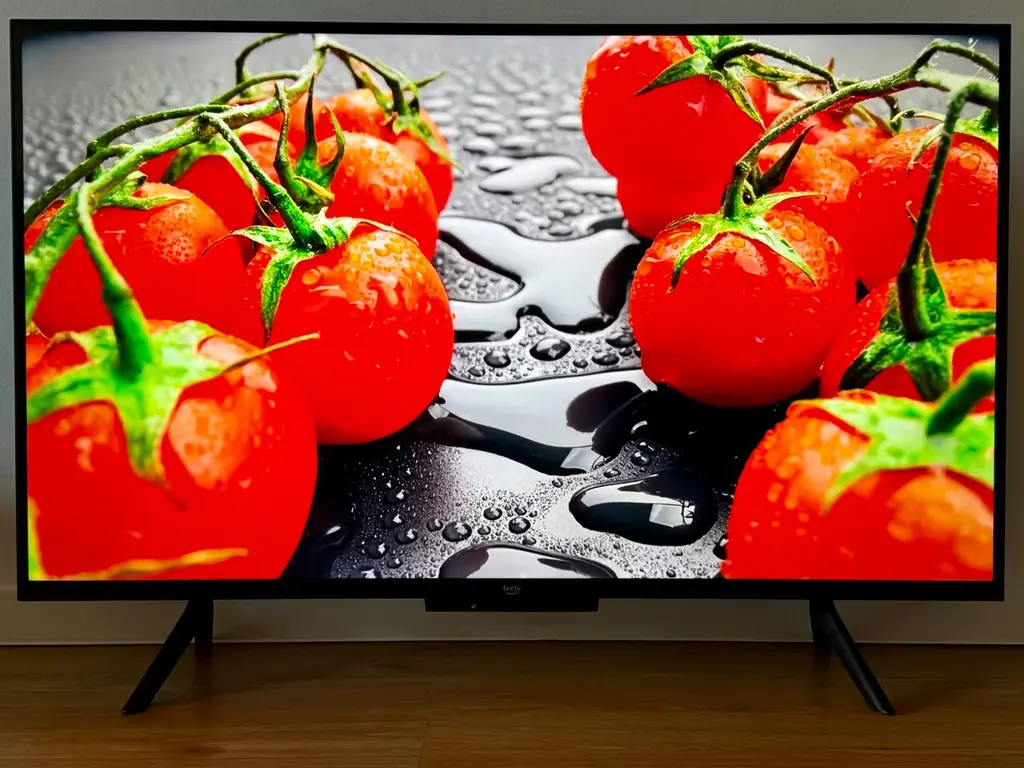 Продаю телевизор Amazon Fire TV 4-Series с диагональю экрана 43 дюйма. Телевизор находится в идеаль…
