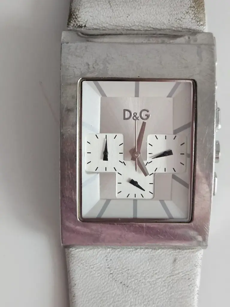 Продам часы Dolce & Gabbana,  не на хожу.