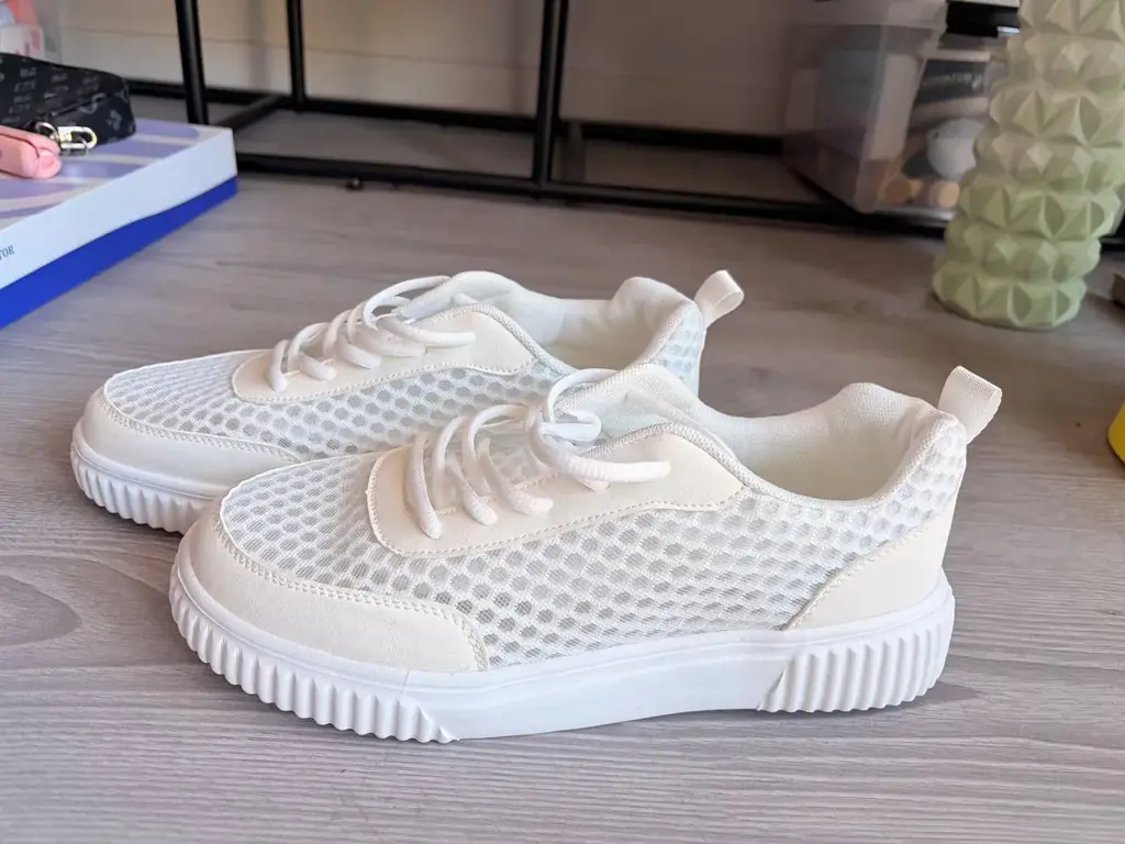 👟 Белые летние кроссовки, размер 42