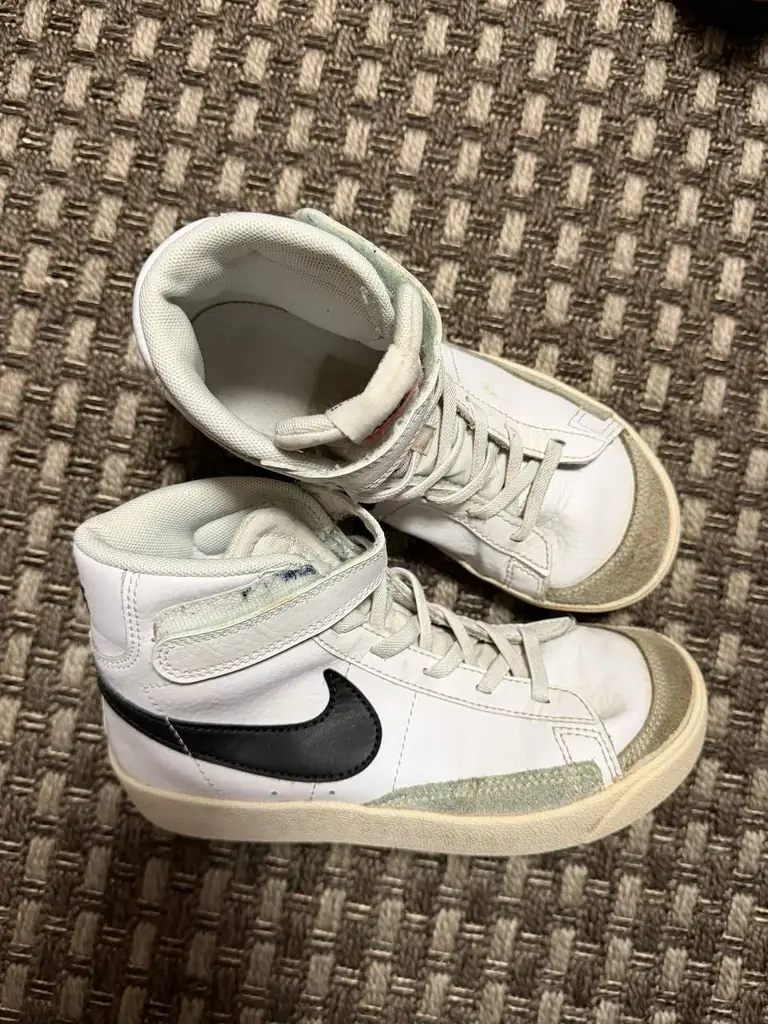 Продаю детские кроссовки Nike Blazer Mid, 32 размер.