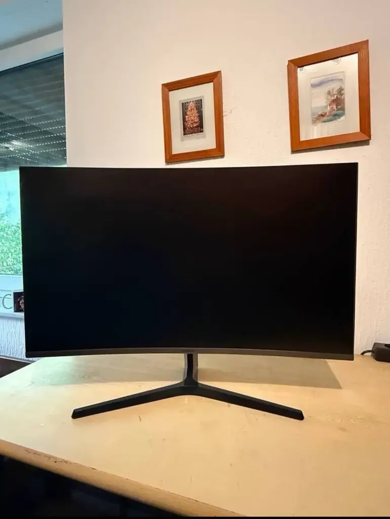 Продам игровой монитор Samsung Curved 31.5” C32JG54 (LC32JG54QQIXCI) 🖥️