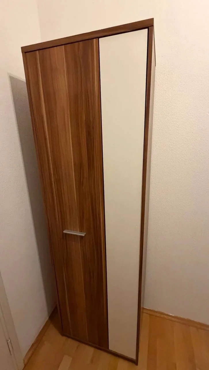 Продам шкаф