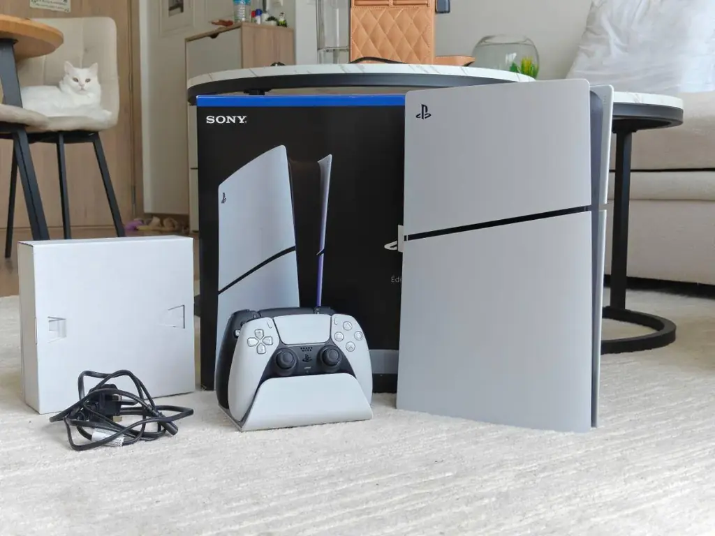 Продаётся PlayStation 5 Slim в идеальном состоянии («как новый»). Использовался очень аккуратно и м…