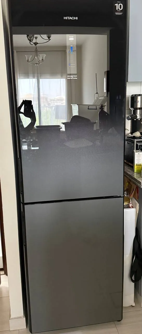 Hitachi Refrigerator 410L - 1400 aed