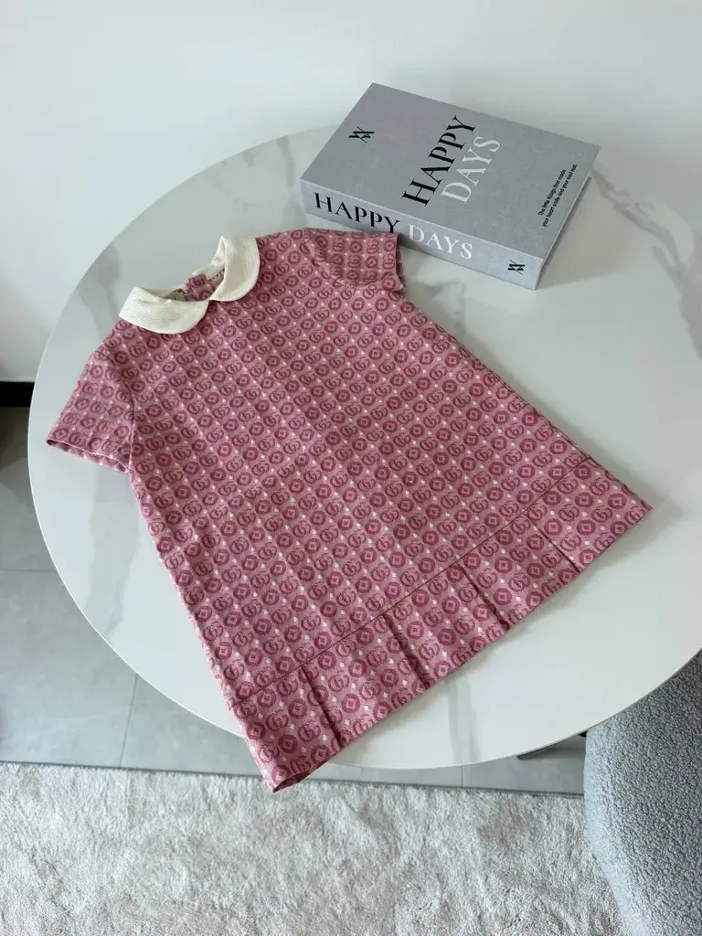 платье Gucci (оригинал ) на девочку 1,5-2 года. ЛЁН. Состояние нового
