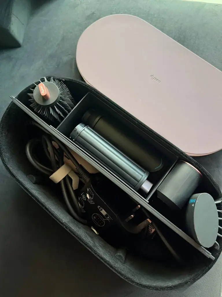 Dyson airwrap  ❗️новейшая версия 2026 года  Coanda x2, использован пару раз —протестирован на моих …