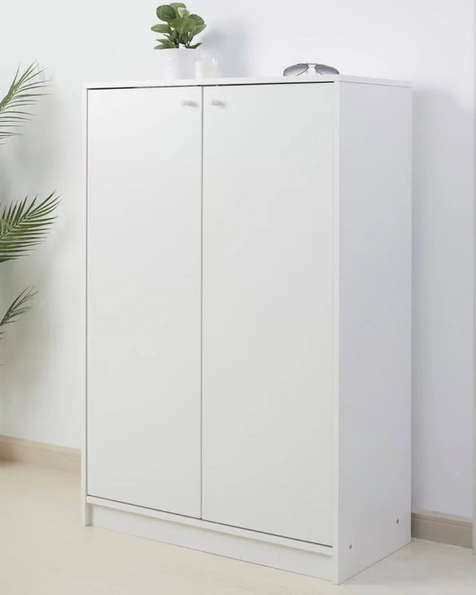 Обувной шкаф KLEPPSTAD из ИКЕА. 150 AED. Локация - JVC.