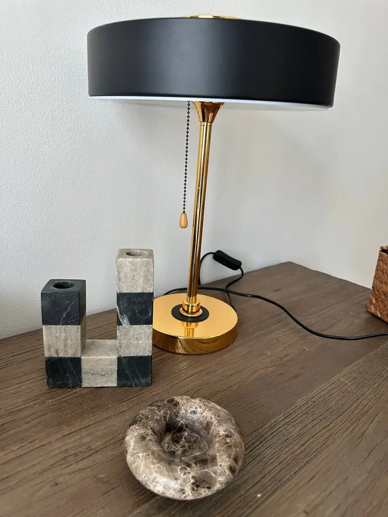 H&M home П-образный подсвечник, натуральный мрамор 70 AED