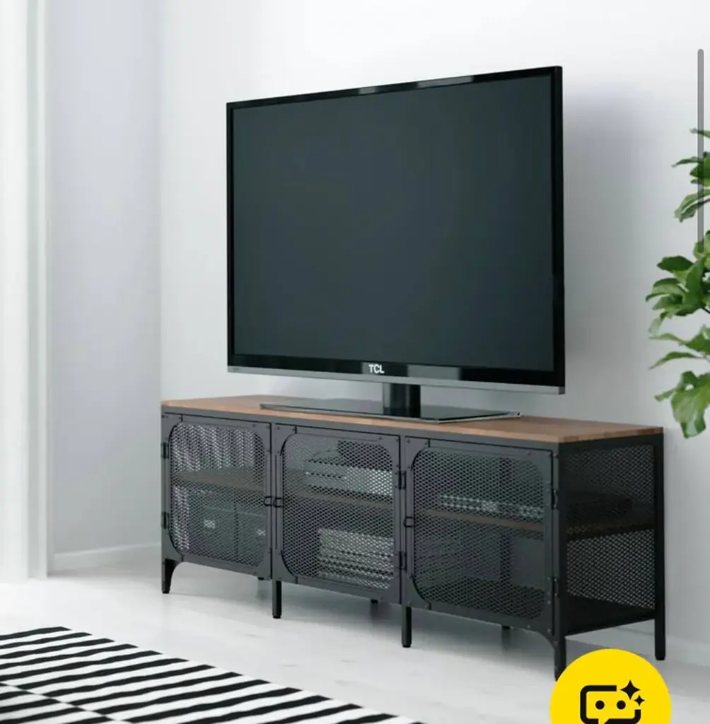 TV Тумба, IKEA тумба под телевизор  250 AED 🌿 в идеальном состоянии ✔️
