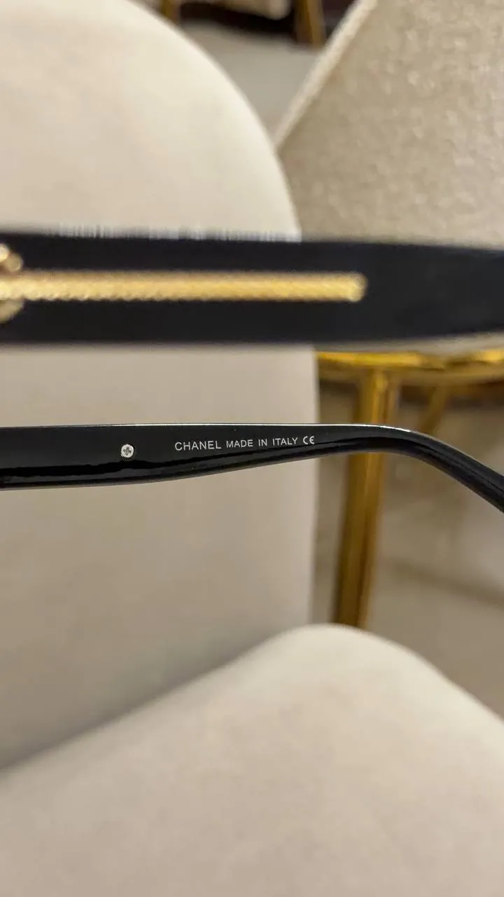 unwanted gift, new brand glasses CHANEL