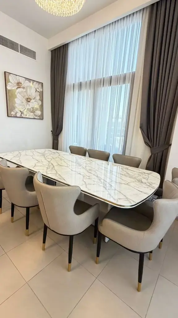 Table big Waite very good quality size 265*120*80