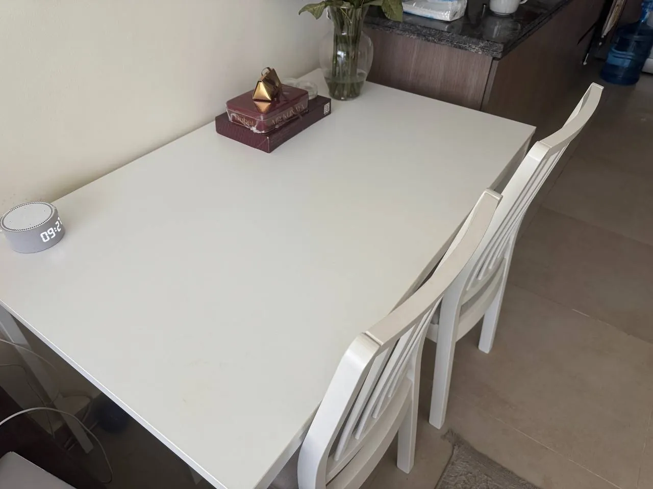Продам стол 120•75 ( трансформер) и 4 стулья 600 аед . Икеа