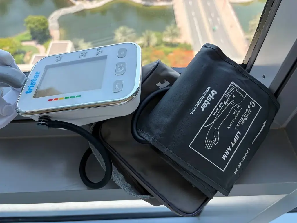Почти новый измеритель давления 50aed