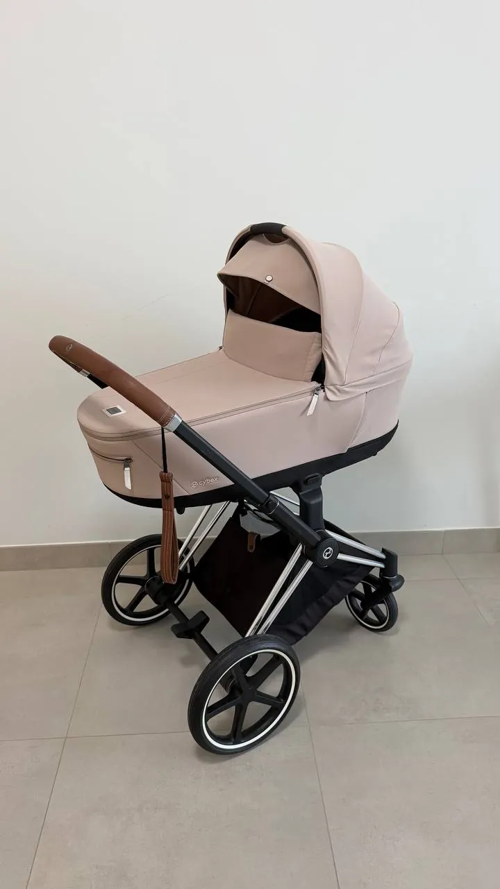 Продаю Cybex Priam 4 3in1. Отличное состояние.