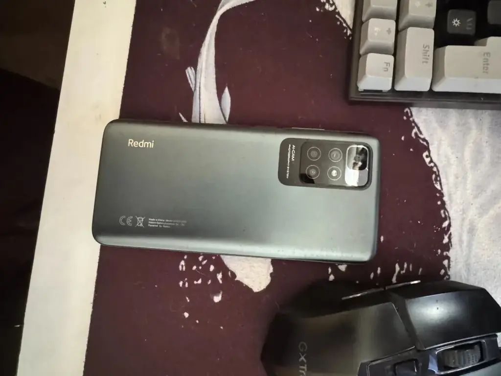 Продаю Redmi 10