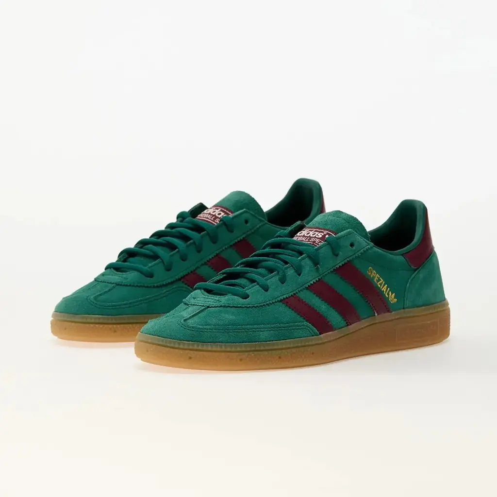 Adidas кроссовки
