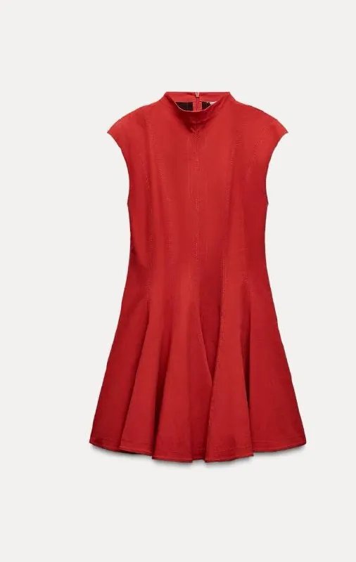 Продам платье Zara размер xs на s тоже подойдет. Надевала 1 раз. Состояние нового. 15€