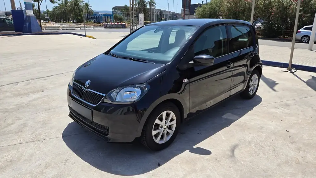🚗 SKODA Citigo 1.0 MPI Active (2013) — 6.400 € 📍 Валенсия | Пробег: 87.400 км