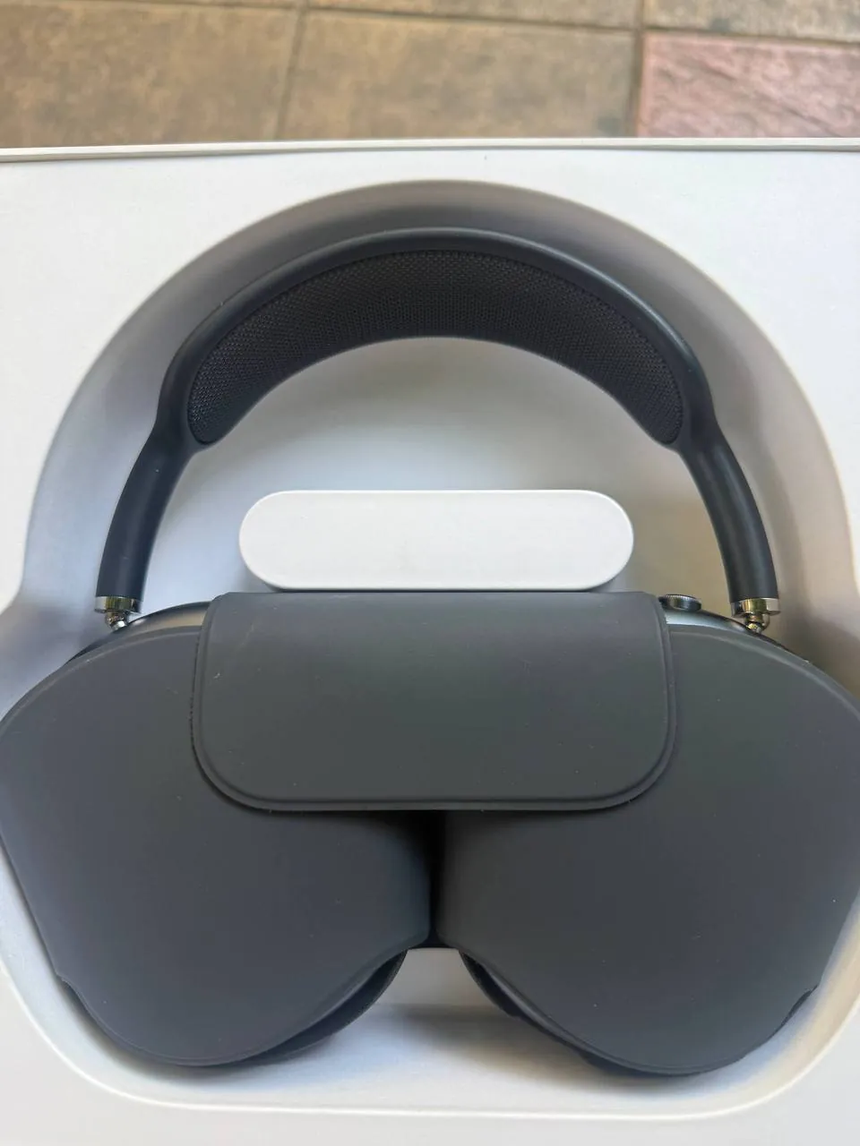 AirPods Max USB-C — практически новые 🎧