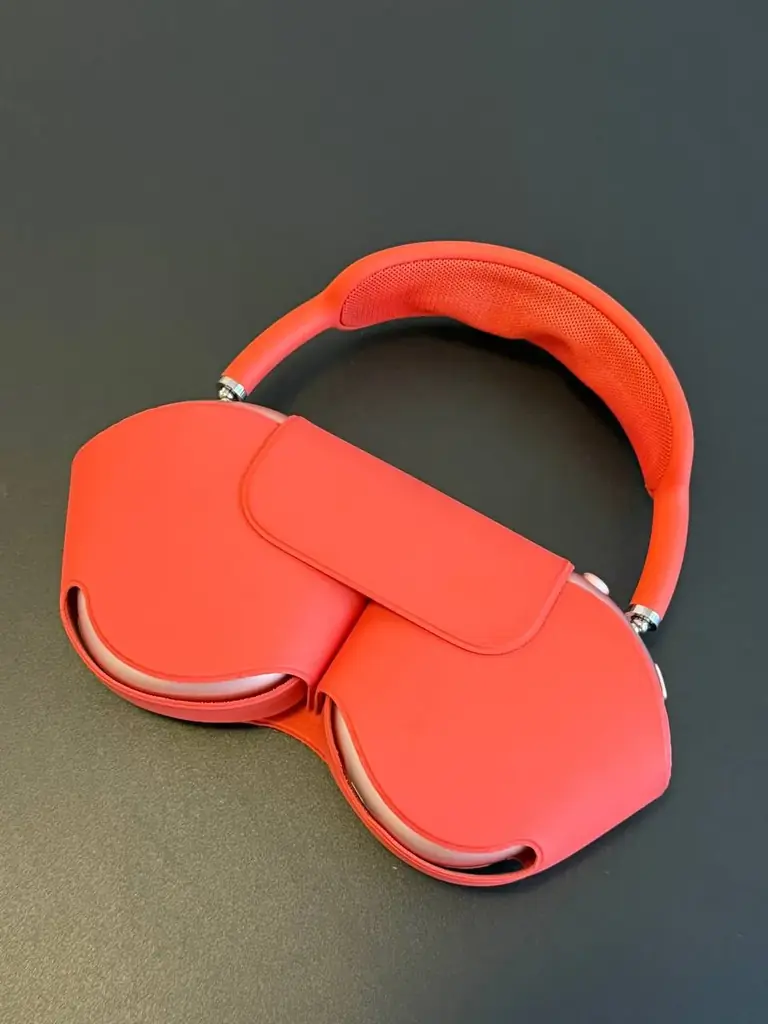 Добрый день! Продам свои оригинальные airpods max первого поколения (заряжать надо lightning, НЕ ty…