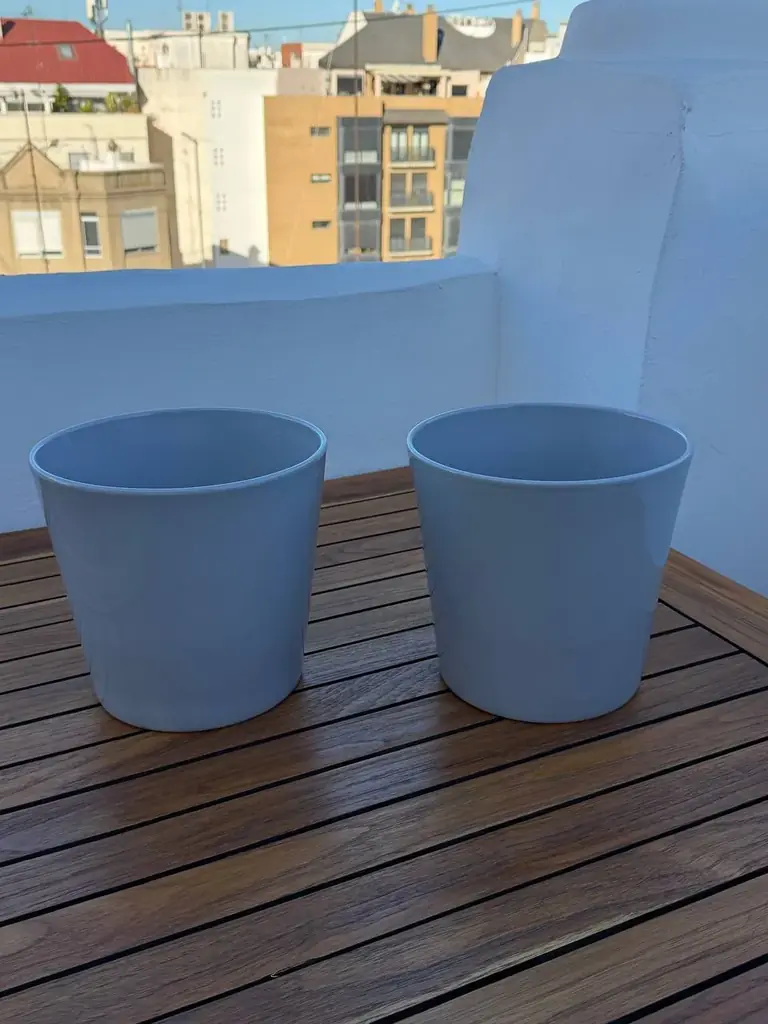Продаю горшки IKEA - 19cm по 5€ каждый