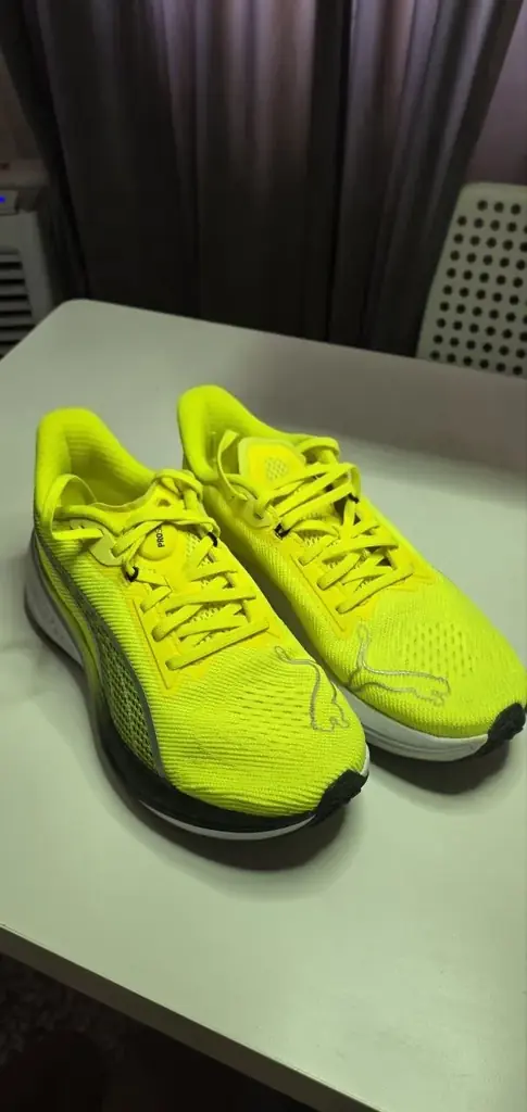 Продам женские беговые кроссовки Puma Darter в очень хорошем состоянии.