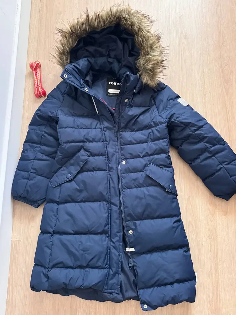 Продам зимний пуховик Reima, рост 128 — 50 €