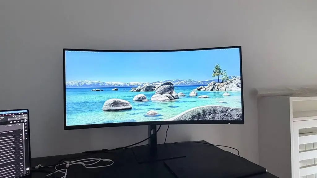 Монитор Xiaomi - €180